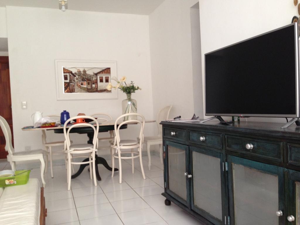Apto Em Cabo Frio Para Aluguel De Temporada Quarto foto